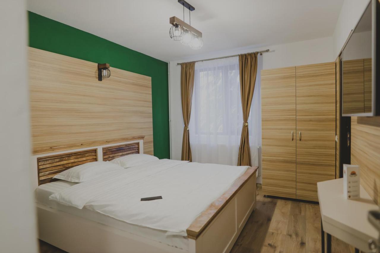 Altitude Guest House Rânca Kültér fotó