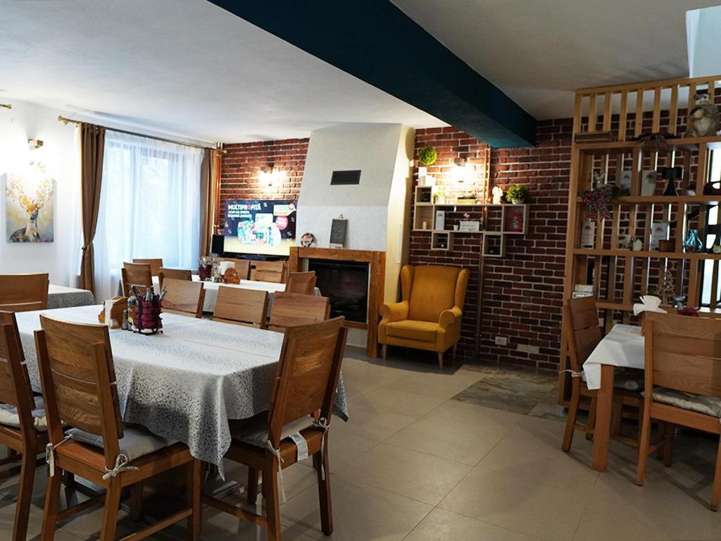 Altitude Guest House Rânca Kültér fotó