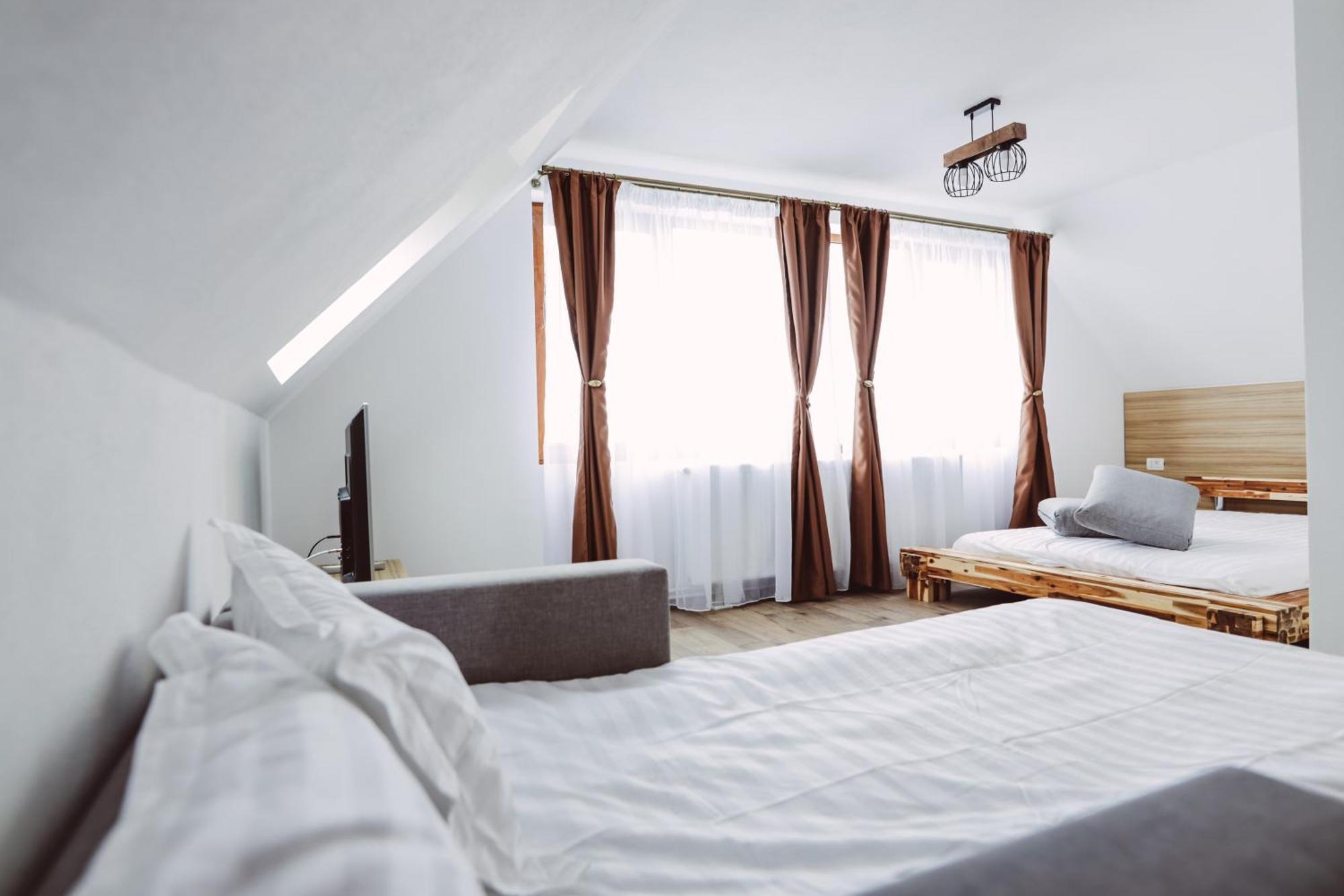 Altitude Guest House Rânca Szoba fotó